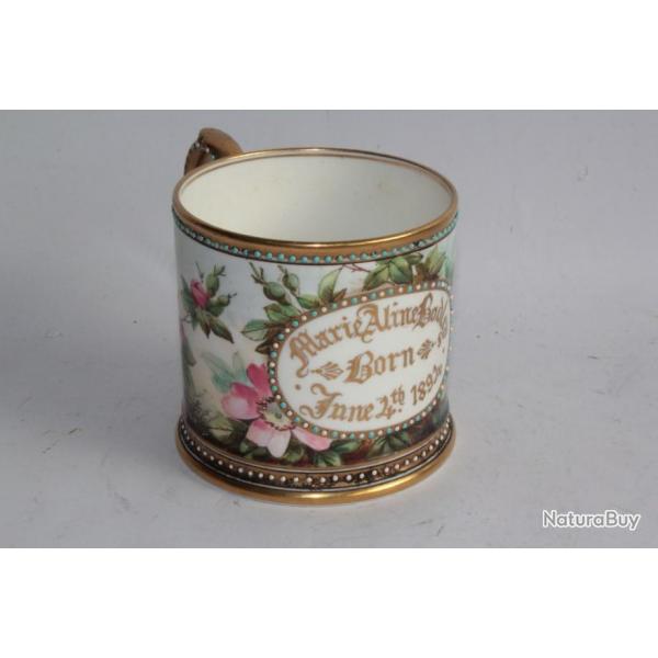Tasse de baptme porcelaine maille Marie Aline Bodley 1894