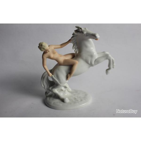 Sculpture en porcelaine cheval femme nue Wallendorf Allemagne
