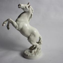 Sculpture cheval porcelaine Hutschenreuther K. Tutter Allemagne