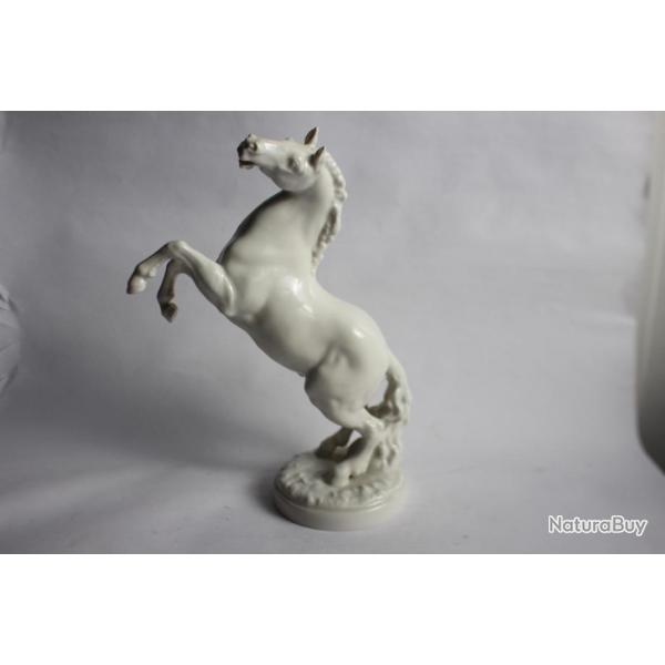 Sculpture cheval porcelaine Hutschenreuther K. Tutter Allemagne