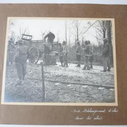 Photo Meuse Déchargement d'obus dans les abris