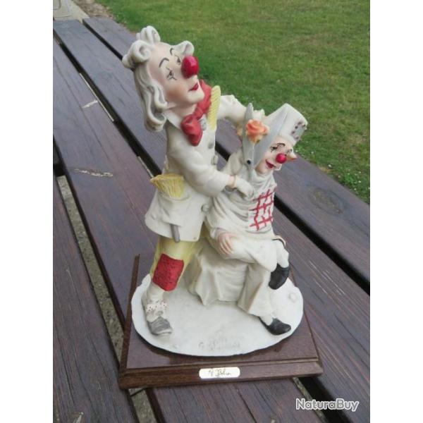 VINTAGE - Grande Statuette reprsentant un Duo de clowns en cramique peinte  la main MADE IN ITALY
