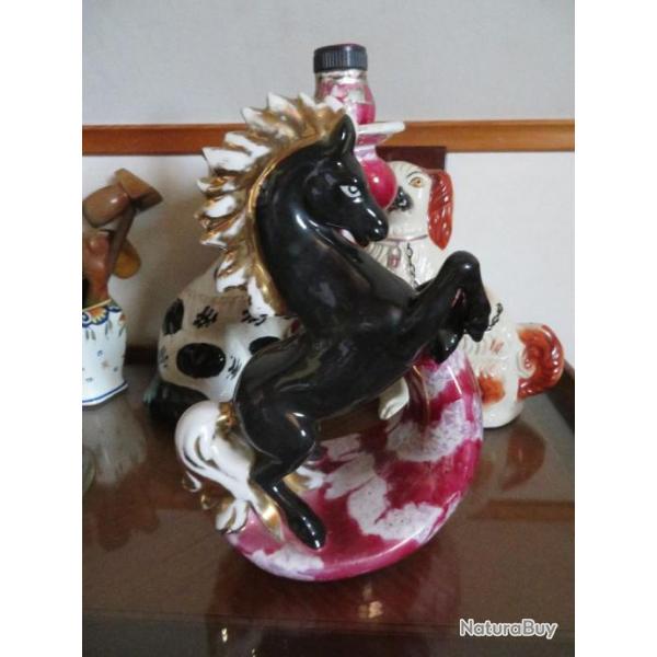 VINTAGE - Ancienne bouteille a liqueur talon cabr en faence maill - CORONETTI CUNARDO (Italie)