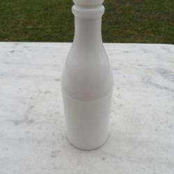 VINTAGE - Flacons bouteille en verre blanc opaline - BELGIQUE (années 70-80)