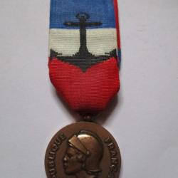 Médaille Ministère de la Défense Marine 2001