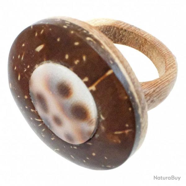 Bague ronde en bois de coco et coquillage cypraea incrust 50