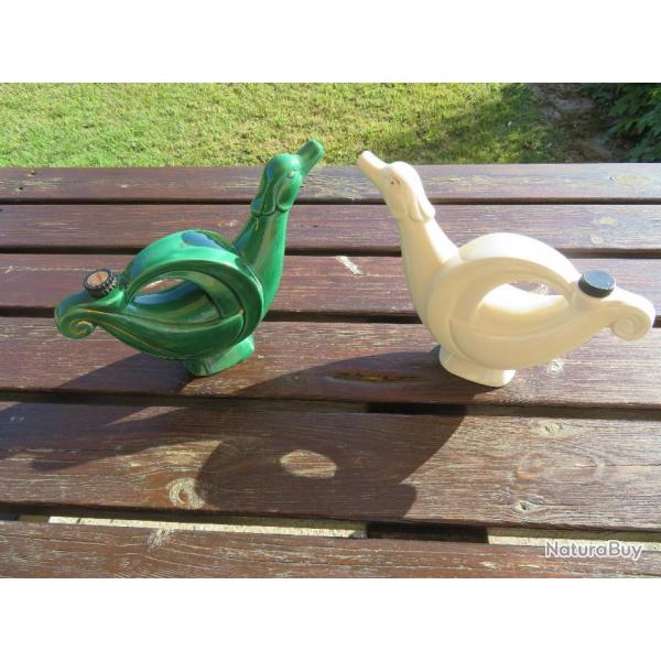 VINTAGE - DUO de carafe a liqueur modle canard couleur vert & crme de marque GARNIER (Vers 1970)