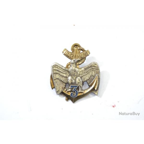 Insigne 3e Rgiment d'Infanterie de Marine, 3 RIMa BAZEILLES, dos plat lisse, argent. Drago G2479