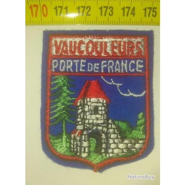 cusson tissu brod : " VANCOULEURS - PORTE de FRANCE "