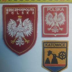 Lot écussons tissu brodés : "POLSKA", "RZECZPOSPOLITA POLSKA", "KATOWICE".