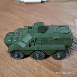 Dinky toys militaire. Armoured personnel car.