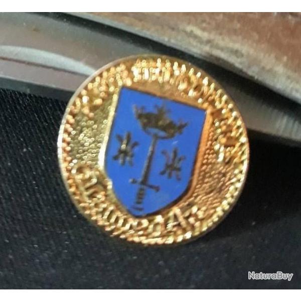 Pin's Militaire Porte Hlicoptre Jeanne D'arc Rare Ref 1763