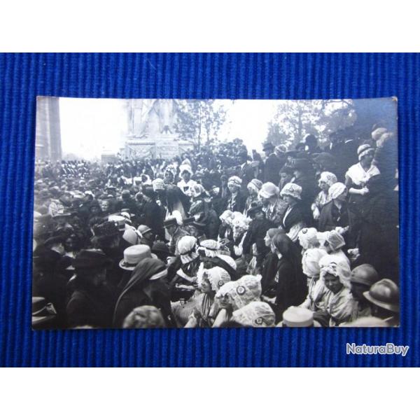 Carte postale - Les ftes de la victoire - 14 juillet 1919 - Groupe de Lorraines assistant au Dfil