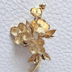 Magnifique broche ancienne en or massif 18 carats - fleur - accessoire sac
