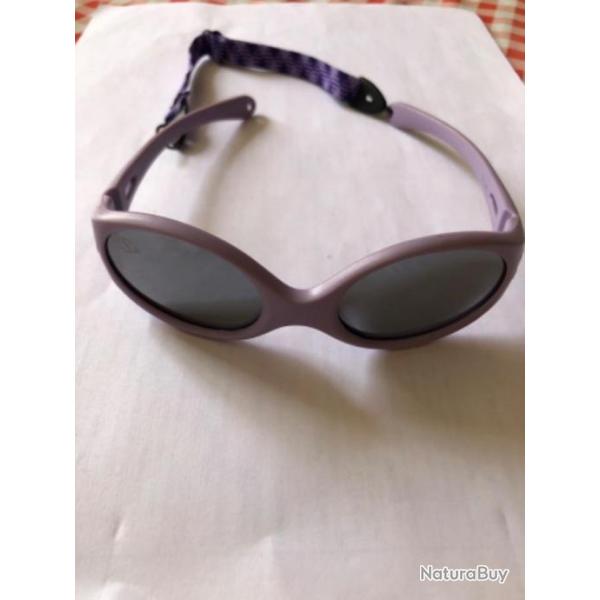 1 paire de lunettes solaire enfant violet  peche mer FJO occasion