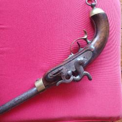 pistolet de cavalerie prussien, arme dans la famille depuis la fin du 19ème siècle. Alsace...