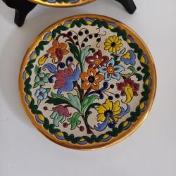 Belle plaque céramique vintage  Sévillarte avec placage d'or 24kt. un beau bouquet de fleurs