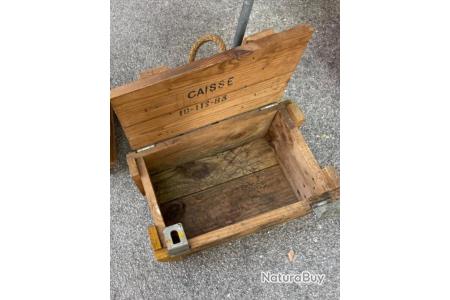 ancienne boite en bois avec possibilité de fermeture avec un