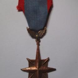 médaille  Air Force Distinguished (2)