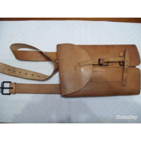 militaria ww1 francais sacoche cuir pour lance fuse modle 1917 et sa dragonne du lance fuse