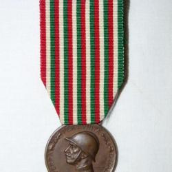 Guerre 1914/1918 - MEDAILLE COMMEMORATIVE ITALIENNE