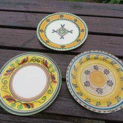 VINTAGE - Lot de 3 assiettes ancienne en faïence de Gien décors & couleur provençale signée L.P(XXé)