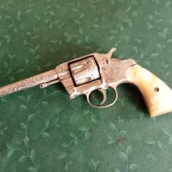 Vends Colt 1892 nickelé et gravé