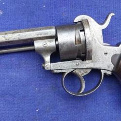 Revolver à broches calibre 11mm modèle compact