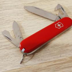 Victorinox couteau suisse Recruit