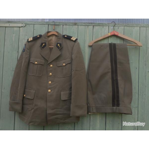 belle tenue de colonel du corps administratif et technique bonne taille