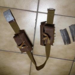 2 cartouchieres pour SKS avec ceinturon et clips