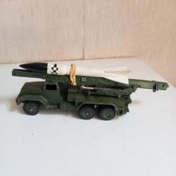 DINKY TOYS, Camion lance missile militaire avec fusée blanche d'origine,