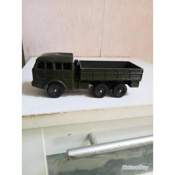 camion berliet tout terrain dinky toys