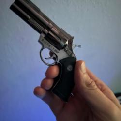 Briquet revolver
