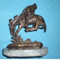Reproduction d'un bronze de F.REMINGTON ! Collection .Cowboy, Country, Old Time,Farwest ...2