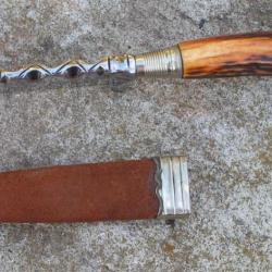 Ancien Couteau de chasse d'origine Allemande ou Dague  Manche Cerf