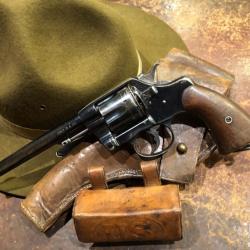 Colt 1901 Army calibre 38 Long Colt avec étui et cartouchière