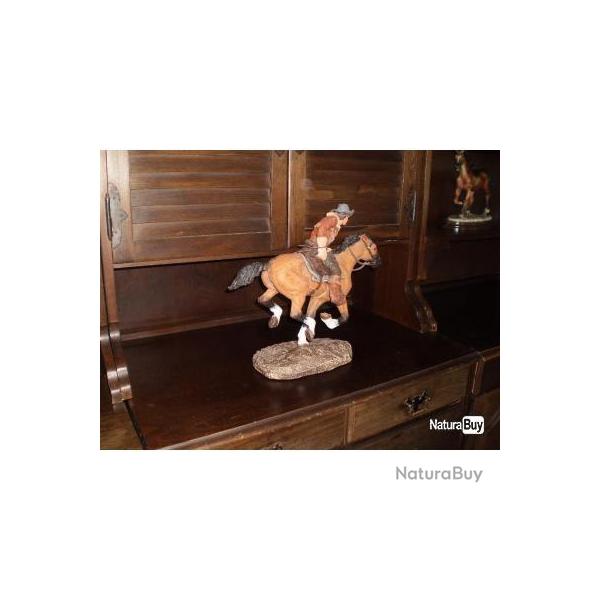 Statuette "Daniel MONFORT" Collection !!! PONY EXPRESS / WINCHESTER !