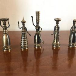5figurines miniatures israéliennes en bronze et laiton patiné par Hans Teppich.
