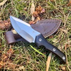 Gros couteau massif acier 440C chasse survie manche bois avec étui cuir