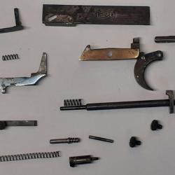 Lot pièces Mauser 1910 cal 6.35