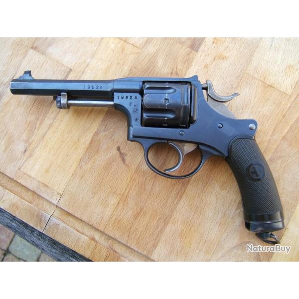 revolver suisse Galand - Schmidt modle 1882 7.5 mm tat neuf bronzage d'origine