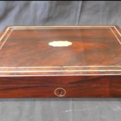 Superbe coffret bois type XIXe
