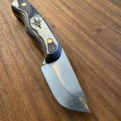 TORGUND couteau de trekking ou chasse type skinner en acier forgé artisanalement, acier 80CrV2