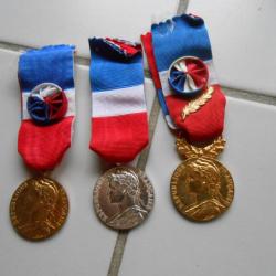 3 medailes du travail