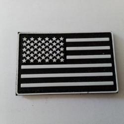 drapeau US en plastique noir 7,2X5 cm