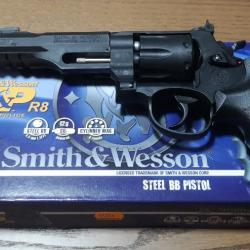 Smith & Wesson M&P R8 cal. 4.5mm steel BB Co2  2 barillets 8 coups Rail Picatinny 3 capsules de Co2