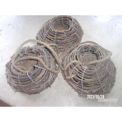 Leurres Vintage En étain Et Accessoires De Pêche Anciens - Reproduction