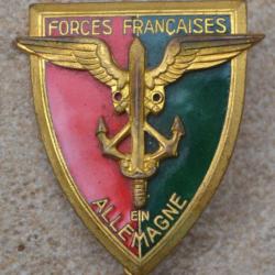 Forces Françaises en ALLEMAGNE, émail dos guilloché, faux N°