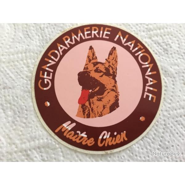 Vends AUTOCOLLANT MATRE CHIEN